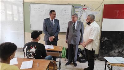 تعليم الجيزة: توافر أجواء الراحة والهدوء بلجان الامتحانات.. ونتواصل مع مُديري الإدارات لحل أي مشاكل 
