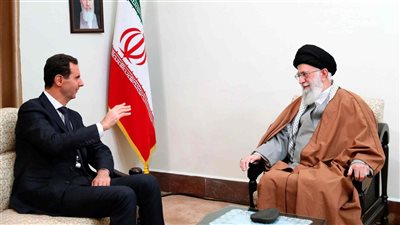 الرئيس السوري يزور طهران ويلتقي خامنئي ونظيره الإيراني
