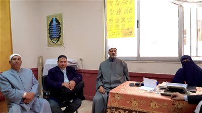 في يومها الثاني.. رئيس الجيزة الأزهرية يشدد على توفير المناخ الملائم للطلاب لأداء الامتحانات 