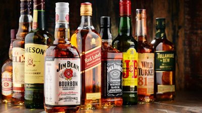 فيتش تتوقع إنفاق المصريين 93 مليار جنيه على المشروبات الكحولية خلال 2022