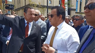 وزير التعليم العالي يتفقد المنشآت التعليمية بالدقهلية | صور