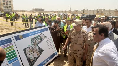 وصول وزير التعليم العالي إلى جمصة لتفقد أعمال إنشاء جامعة المنصورة الجديدة 