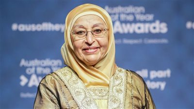 المصرية الفائزة بجائزة الشخصية الأسترالية: أسست جمعية تضم 2000 سيدة مهاجرة.. ولم أجد تمييزًا لكوني محجبة | حوار 