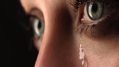  المعهد الوطني للعيون| الدموع تحافظ على العين وتحميها من الالتهابات