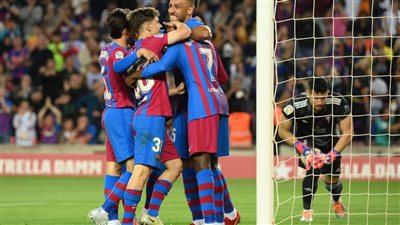 برشلونة يفوز على سيلتا فيجو بثلاثية في الدوري الإسباني
