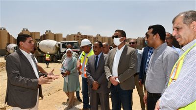 محافظ الفيوم يتفقد أعمال توسعة ورفع كفاءة محطتي شرب قحافة والعزب بتكلفة 791 مليون جنيه