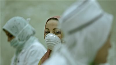 رغم زيادة الخريجين.. تراجع أعداد الممرضين في مصر إلى 227 ألف ممرض 