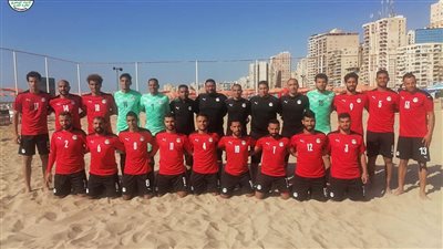 علام وأبوالوفا يدعمان منتخب الشاطئية قبل ودية الإمارات الثانية