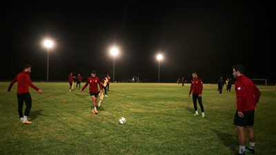 الأهلي يخوض مرانه الثاني اليوم في الجزائر استعدادًا لمواجهة وفاق سطيف