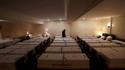 أكثر من القتلى العسكريين في الحرب العالمية الأولى.. كورونا يودي بحياة مليون أمريكي