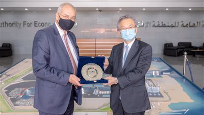اقتصادية قناة السويس: الانتهاء من أول مشروع ياباني بالسخنة قريبًا.. ونتطلع لمزيد من الاستثمارات