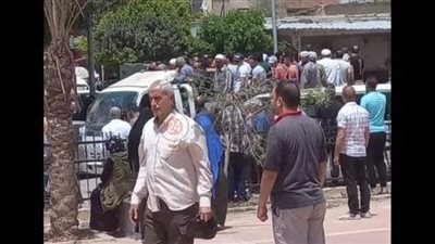 تشييع جثامين 3 من أسرة واحدة لقوا مصرعهم في حادث سير بالعريش | فيديو