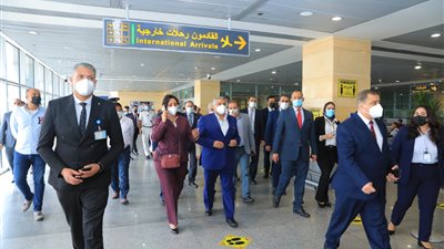 اللجنة العليا للتفتيش الأمني والبيئي تتفقد مطار برج العرب