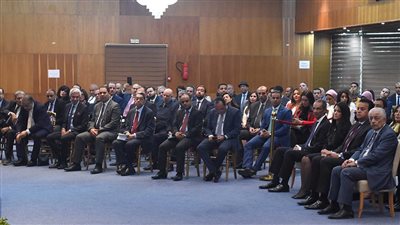 نائب رئيس اتحاد الغرف التجارية: تحالف مصري تونسي للاستثمار في قطاعات النقل والبترول والكهرباء 