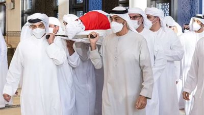 تنكيس الأعلام وحداد عام في الدول العربية على وفاة الشيخ خليفة بن زايد