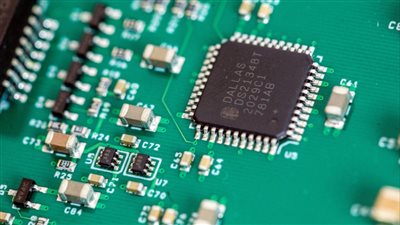 جاكوار تخسر 455 مليون جنيه إسترليني في 2021 بسبب الرقائق الإلكترونية