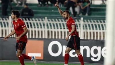 الأهلي ينهي الشوط الأول متعادلًا مع وفاق سطيف بهدف لمثله