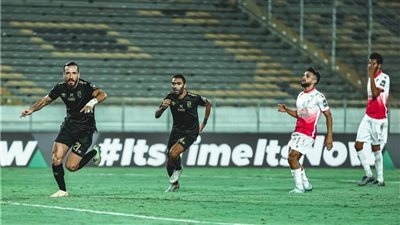 تاريخ مواجهات الأهلي والوداد المغربي.. أفضلية نسبية للمارد الأحمر