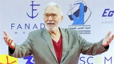 عبد الرحمن أبو زهرة يعود لمنزله بعد قضاء 3 أسابيع داخل العناية المركزة