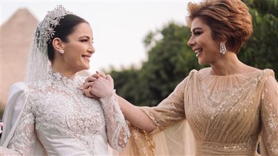 شام الذهبي تهنئ والدتها بعيد ميلادها: سلطانة المحبة.. وحنانك طهر قلوبنا من قسوة الحياة