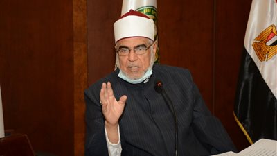 عضو كبار العلماء: المفتي الحاذق رصين الفكر ملم بواقع الناس وغير غافل عنه