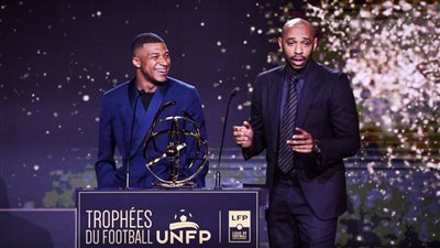 كيليان مبابي أفضل لاعب في الدوري الفرنسي للمرة الثالثة على التوالي