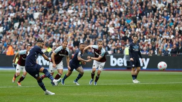 رياض محرز لحظة إهداره