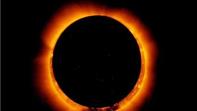 يبدأ بعد ساعات.. الداعية أحمد تركي يوضح كيفية صلاة الكسوف 