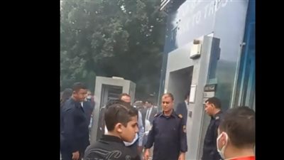 السيطرة على حريق اندلع في أحد البنوك بالدقي 