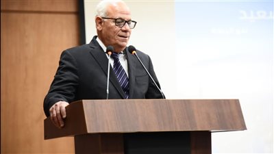 محافظ بورسعيد يوجه بسرعة البدء في تنفيذ مجمع الخدمات المركزية بمدينة سلام الجديدة