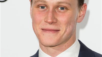 جورج مكاي بطل فيلم 1917.. ينضم لأبطال The Beast