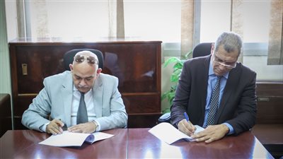 الصحة توقع مذكرة تفاهم لتقديم خدمات تنظيم الأسرة بالمجان لأكثر من مليون عاملة بمصانع الملابس