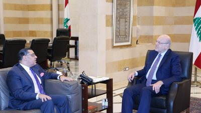 سفير مصر بـ لبنان يلتقي ميقاتي ويشدد على دعم الاستحقاقات الدستورية