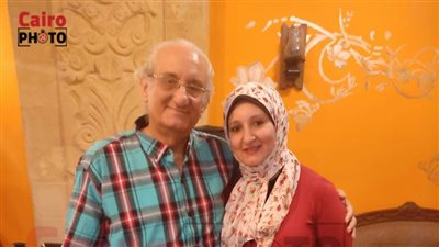 ابنة الفنان أحمد حلاوة تكشف اللحظات الأخيرة قبل رحيله: قلبه توقف 3 مرات.. وأعلن رضاه عني وشقيقتي | فيديو 