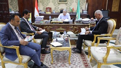 وفد الوزراء يتابع مشروعات حياة كريمة في المنيا