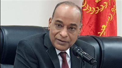 وكيل تعليم بورسعيد لرؤساء اللجان: لا مجال للتراخي أو التقصير أثناء أعمال امتحانات الشهادة الإعدادية