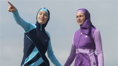 انتصر بـ جرونوبل فما مصيره بالساحل الشمالي؟.. البوركيني يثير الجدل في فرنسا ومصر