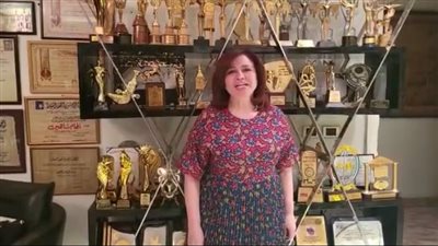 قالي انتي ممثلة جامدة وإمكانياتك كبيرة.. إلهام شاهين: عادل إمام أعطاني فرصة عمري 