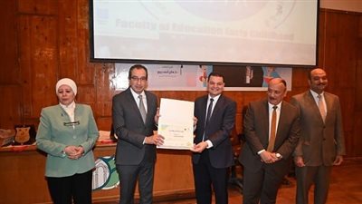 رئيس جامعة الفيوم: الملتقيات التوظيفية تتوافق مع الاستراتيجية العامة للدولة