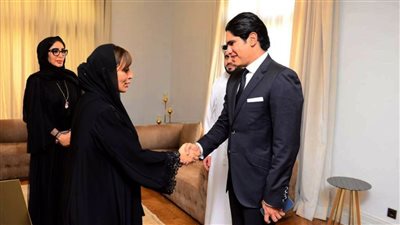  أبو هشيمة يقدم واجب العزاء في الشيخ خليفة بن زايد | صور