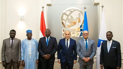 مركز القاهرة الدولي لتسوية النزاعات يستضيف مجموعة من السفراء الأفارقة 