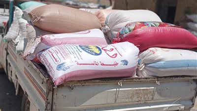 ضبط 11 طن أقماح محلية محملة على سيارة دون تصريح بكفر الشيخ