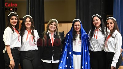 لغتهن الابتسامة وحركات الإشارة.. كورال كنيسة من الصم يتحدى الإعاقة بالتسبيح | صور وفيديو