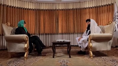 زعيم طالبان مازحا: النساء المشاغبات يجب أن يبقين في المنزل