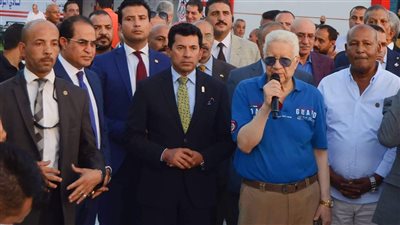 وزير الرياضة: سعيد بالتطور الدائم في الزمالك بقيادة مرتضى منصور