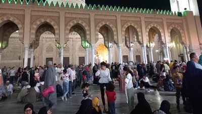 توافد الآلاف للاحتفال بـ رجبية السيد البدوي بطنطا وسط فرحة من المريدين وتشديدات أمنية