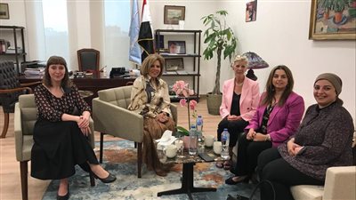 مشيرة خطاب: تنفيذ قانون الطفل أفضل وسيلة لإنفاذ حقوق الانسان 