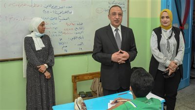 ارتياح بين طلاب الشهادة الإعدادية بعد نهاية امتحان مادتي اللغة العربية والدين بالإسكندرية