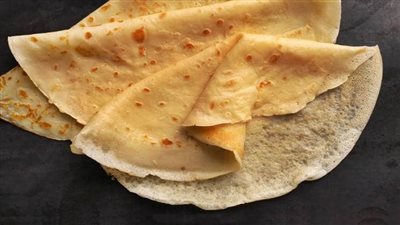 أفضل طريقة عمل عيش الكريب في الخلاط بدون لبن وبيض - فيديو