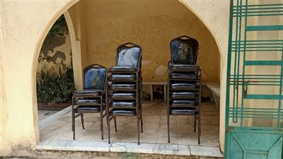 العزاء على المقابر.. أسرة سمير صبري تخصص مكانا لاستقبال المعزين بمدافن الإسكندرية